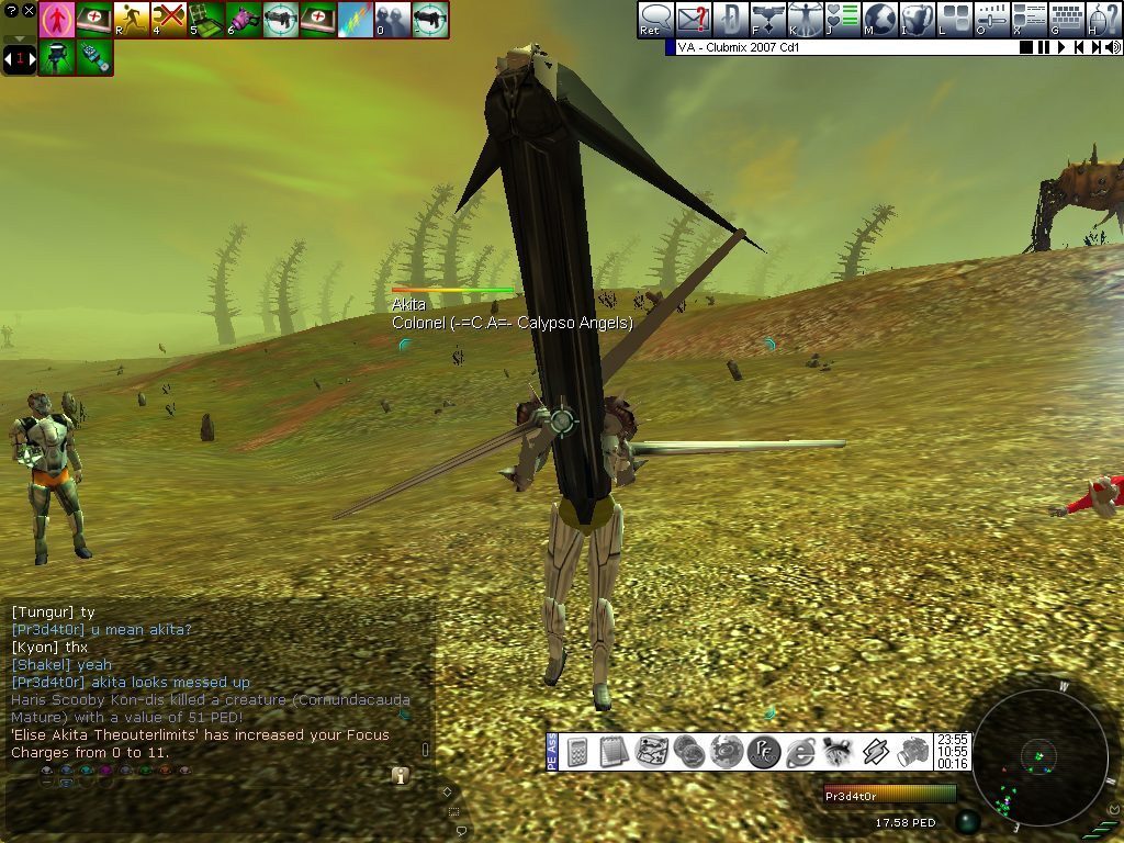 Two avatars in a barren landscape with a greenish sky. One avatar, Akita, holds a large weapon. The UI shows health and status indicators.