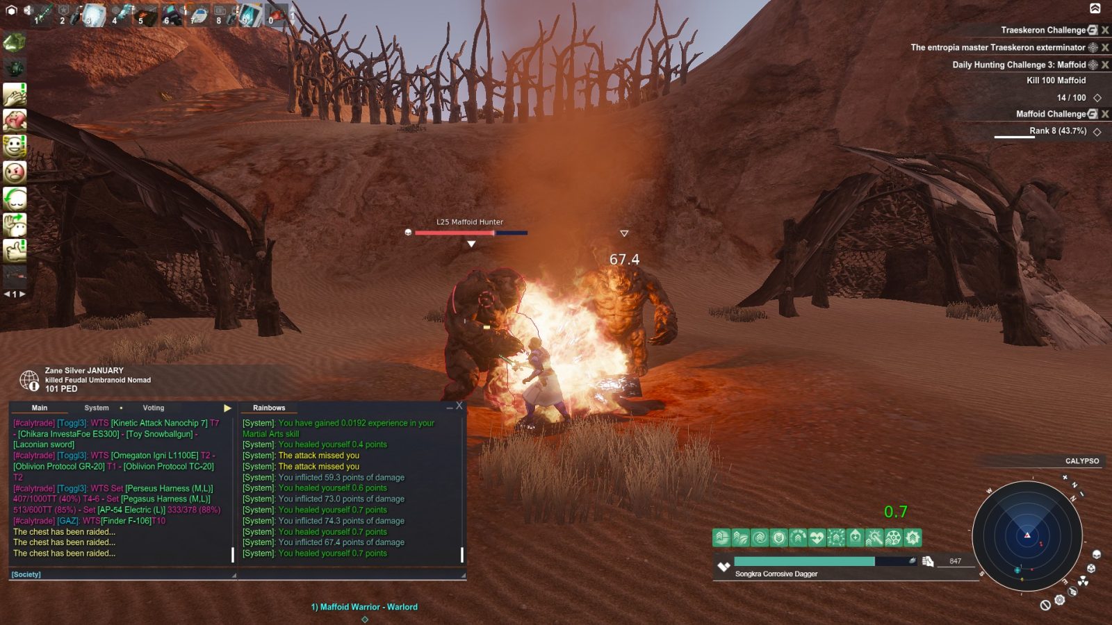 Two avatars fighting a Maffoid Hunter in a sandy landscape, with flames and UI elements showing health and damage.